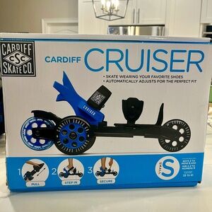 Size Small Unisex Blue Cardiff Cruiser Skates. Box Included